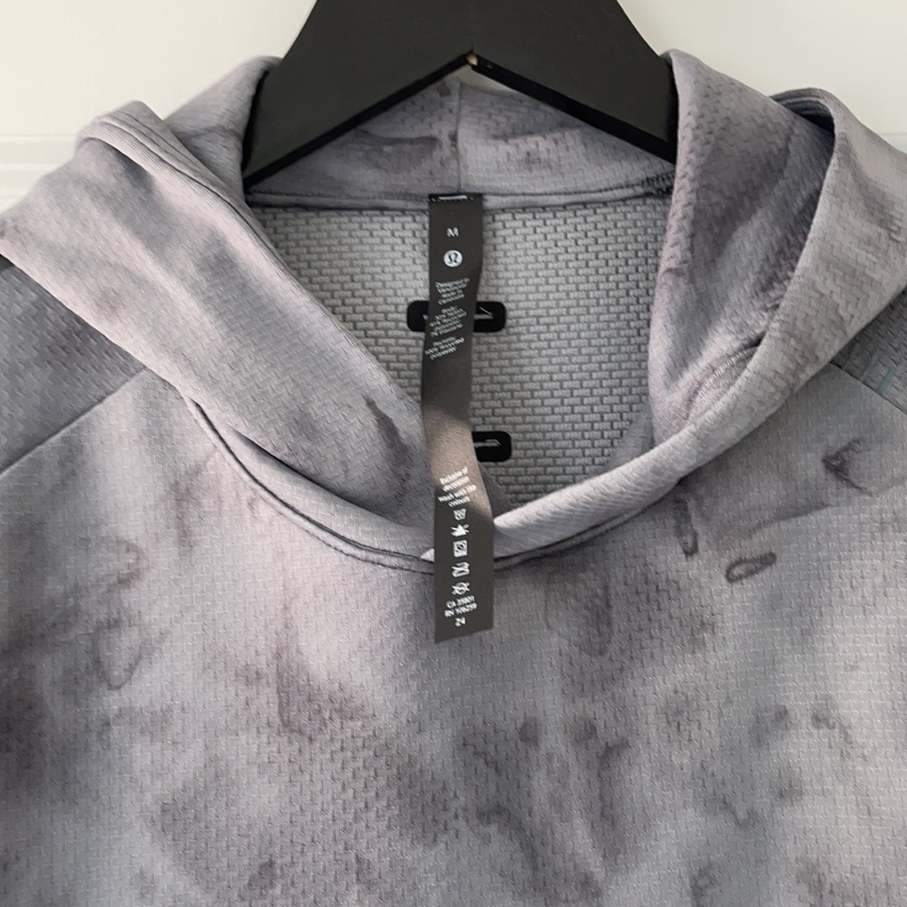Lululemon Tech Hoodie - Picture 4 of 5